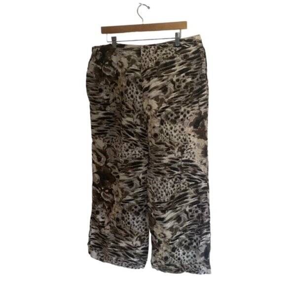 Chico's Linen Blend Animal Print Wide Leg Pants 12 - Picture 3 of 4